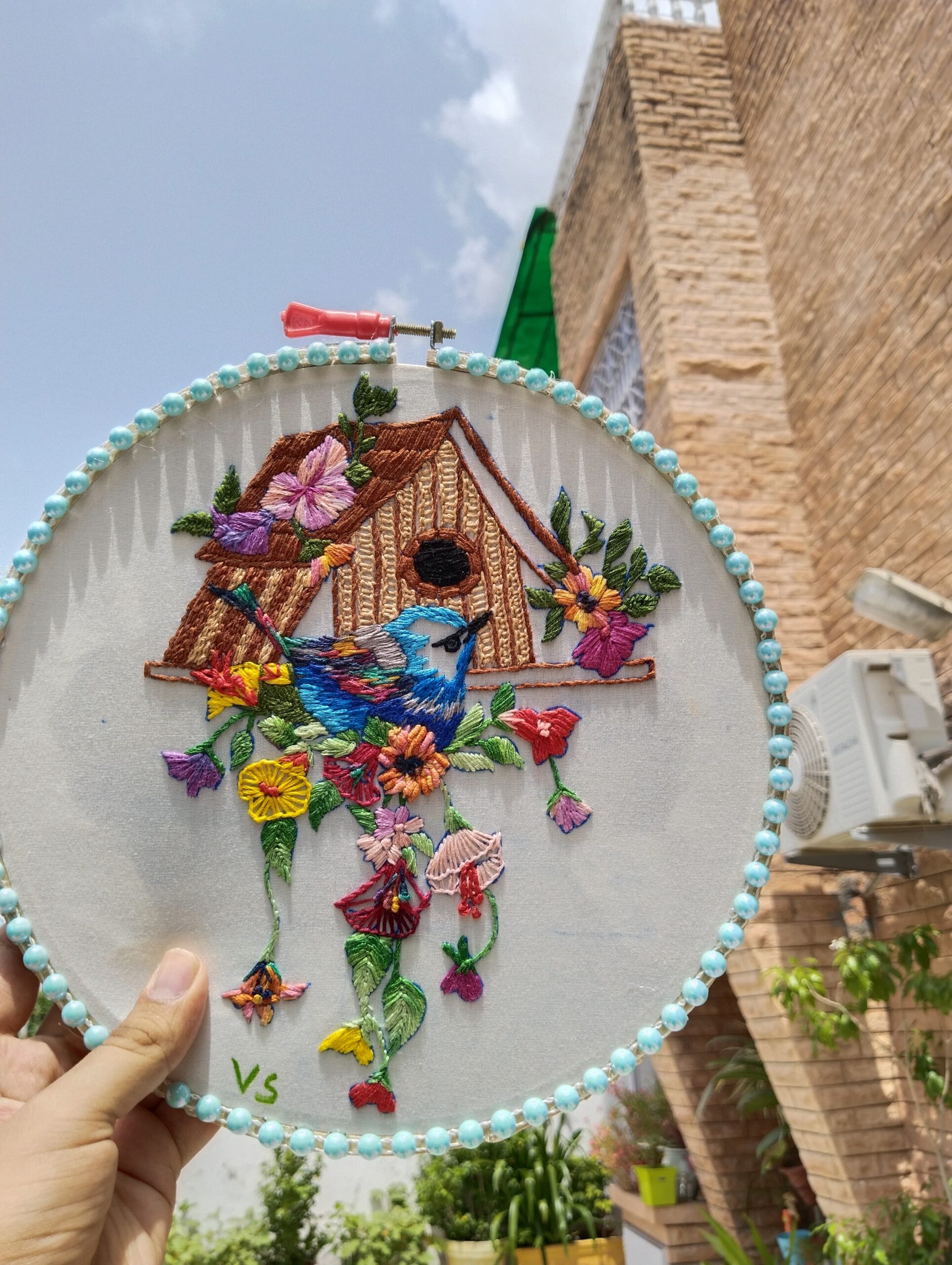 “chirp & charm” embroidered wall hoop “chirp & charm” embroidered wall hoop