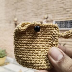 earnest crochet airpods case