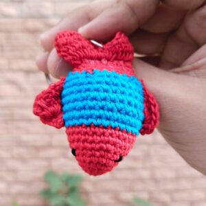 crochet puffer fish keychain – fire red/aqua (embroidered eyes)